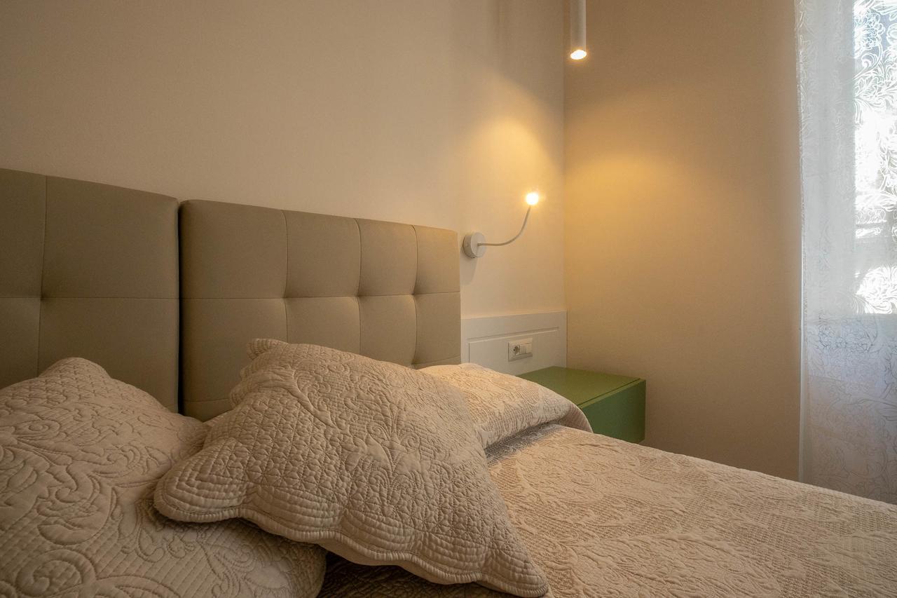 살레르노 Residenza Eleonora B&B 외부 사진