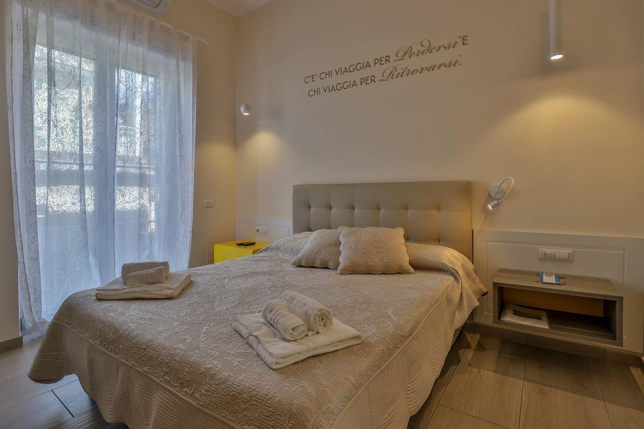 살레르노 Residenza Eleonora B&B 외부 사진