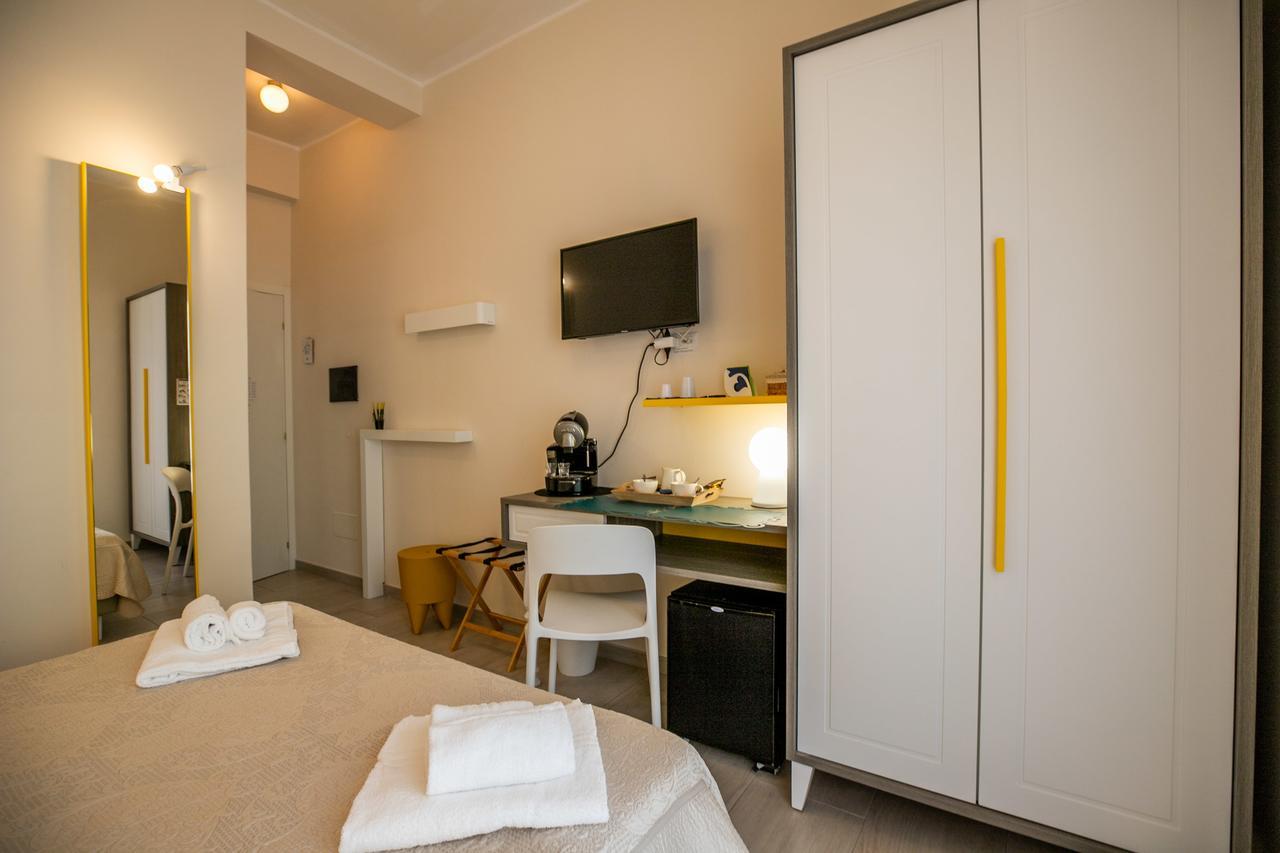 살레르노 Residenza Eleonora B&B 외부 사진